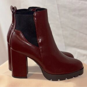 Women's Burgundy Chelsea Block Heel Ankle Boots